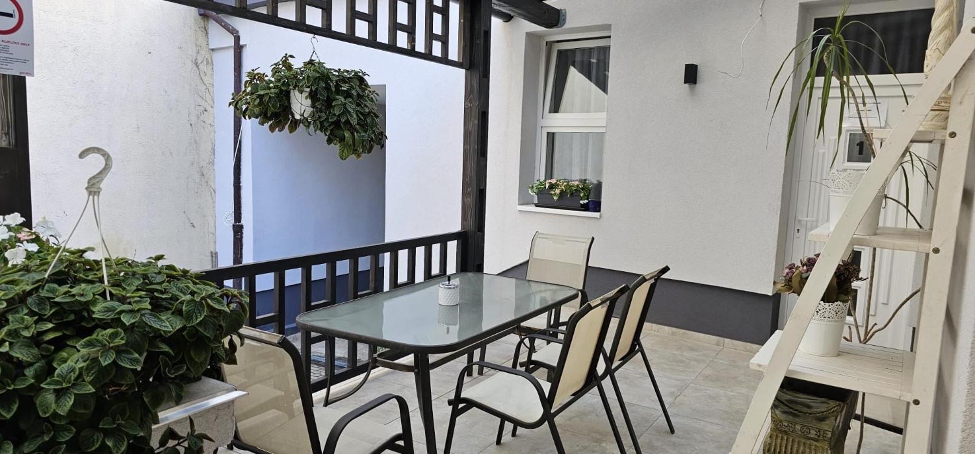 Peterfia Boutique Apartments Debrecen Extérieur photo
